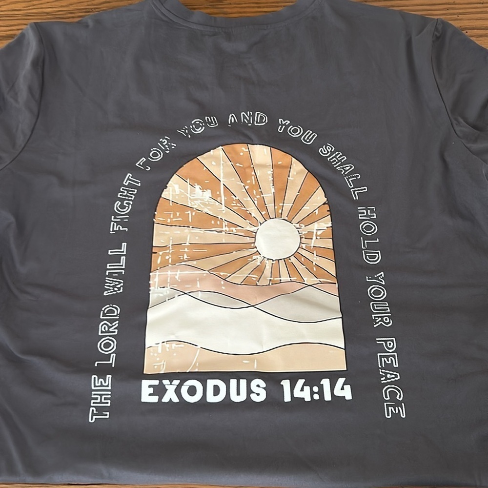 Women’s Top/4 - Picture 2 of 2